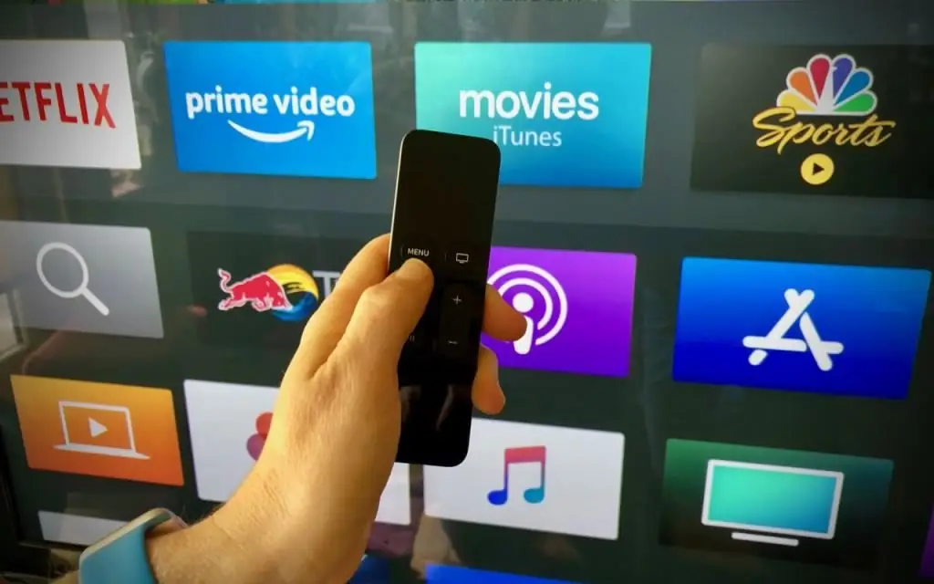 Configura l'Apple TV amb el comandament a distància