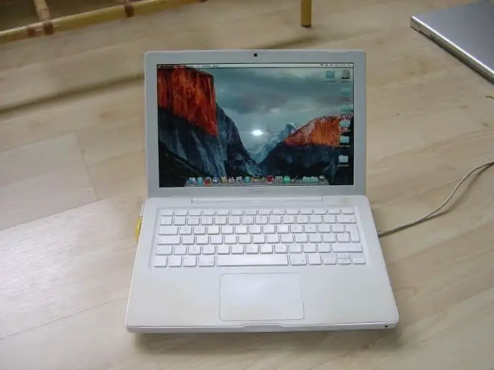 MacBook A1181: klasikinio „Apple“kompiuterio apžvalga