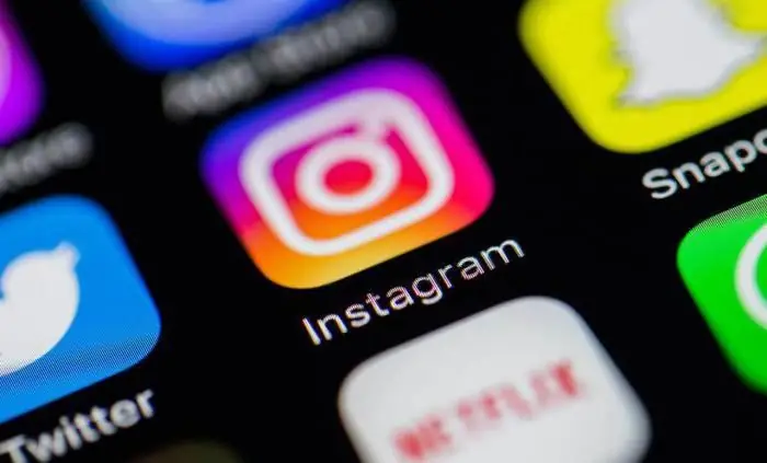 como deixar de seguir rapidamente todos no instagram de um computador