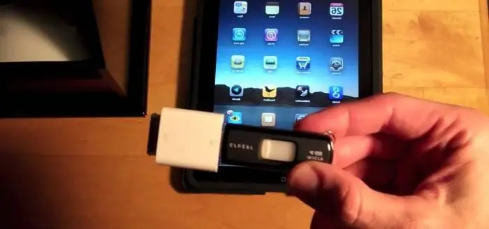 Flash drive for iPad