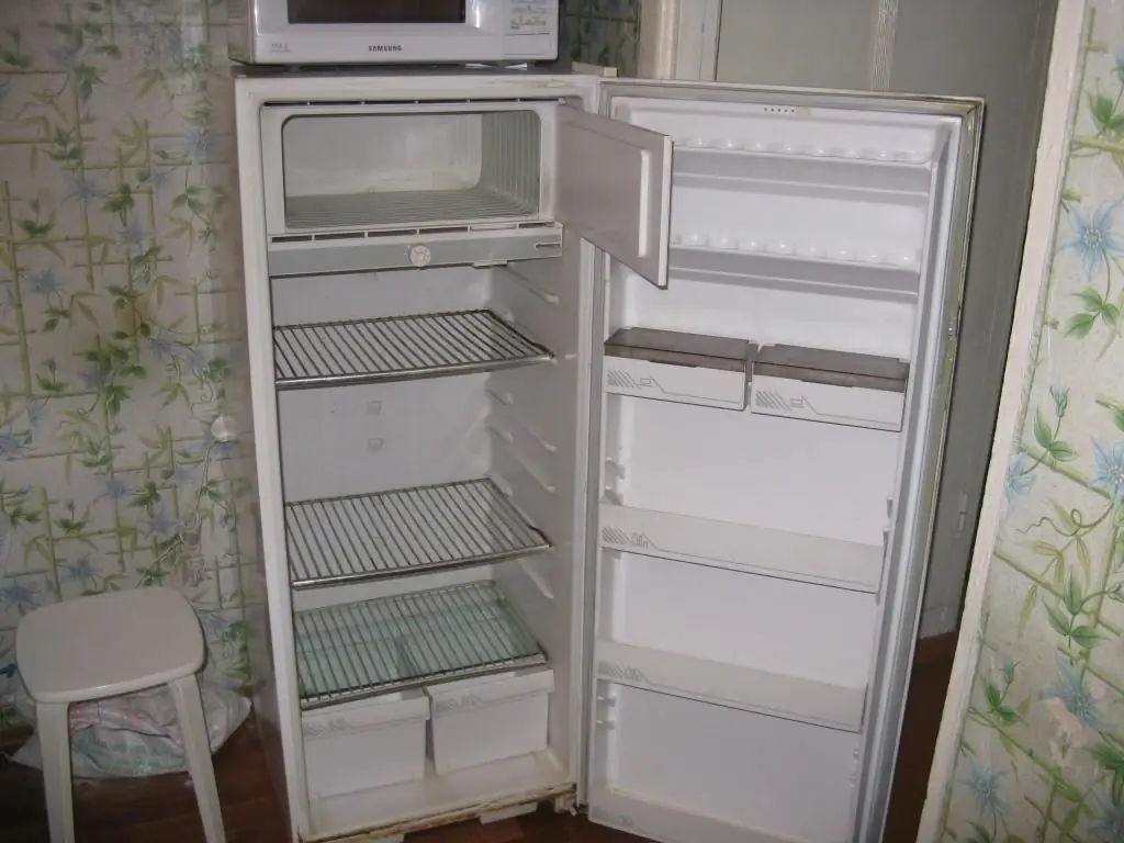 Refrigerator "Biryusa-6"